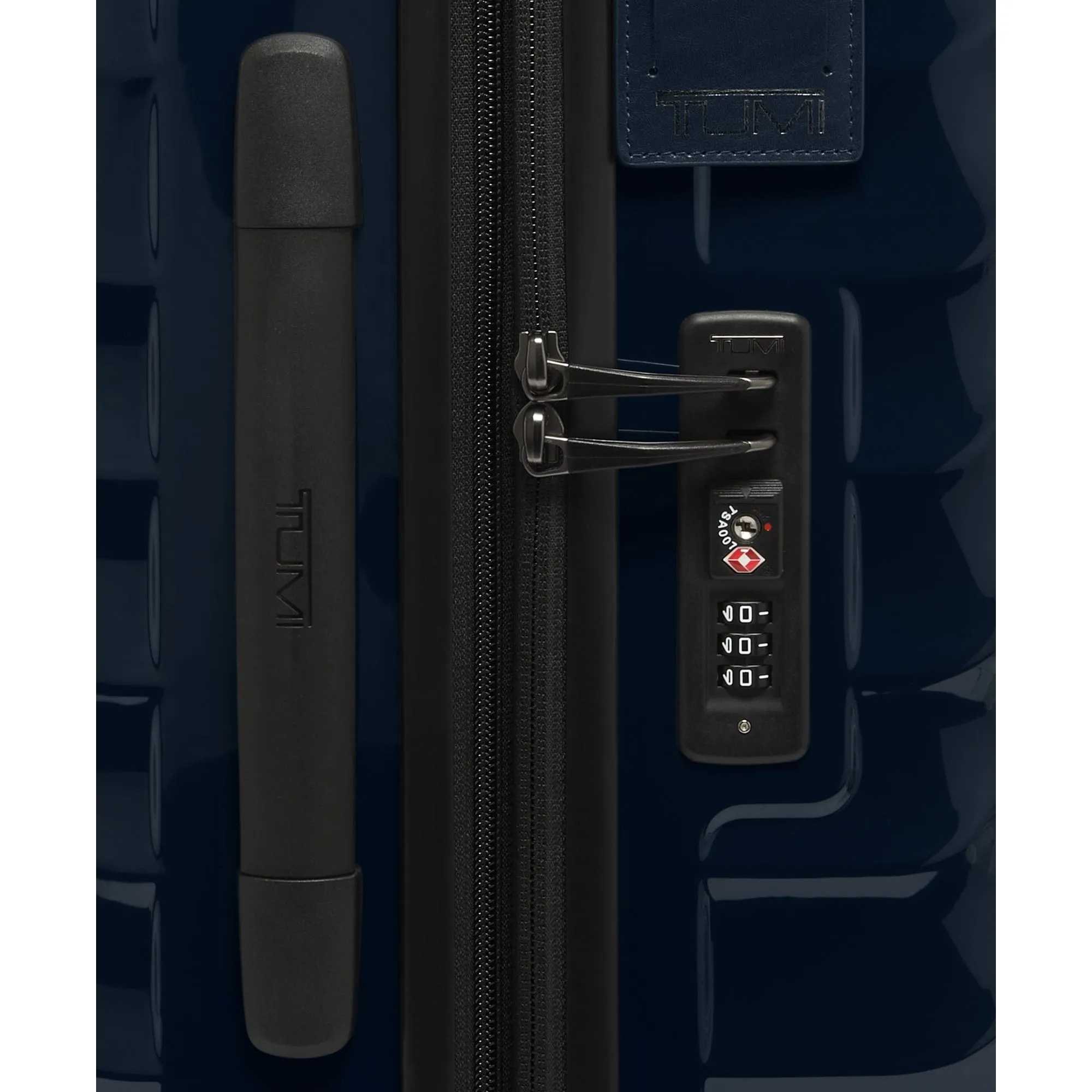 19 Degree Short Trip Expandable 4 Wheeled Packing Case