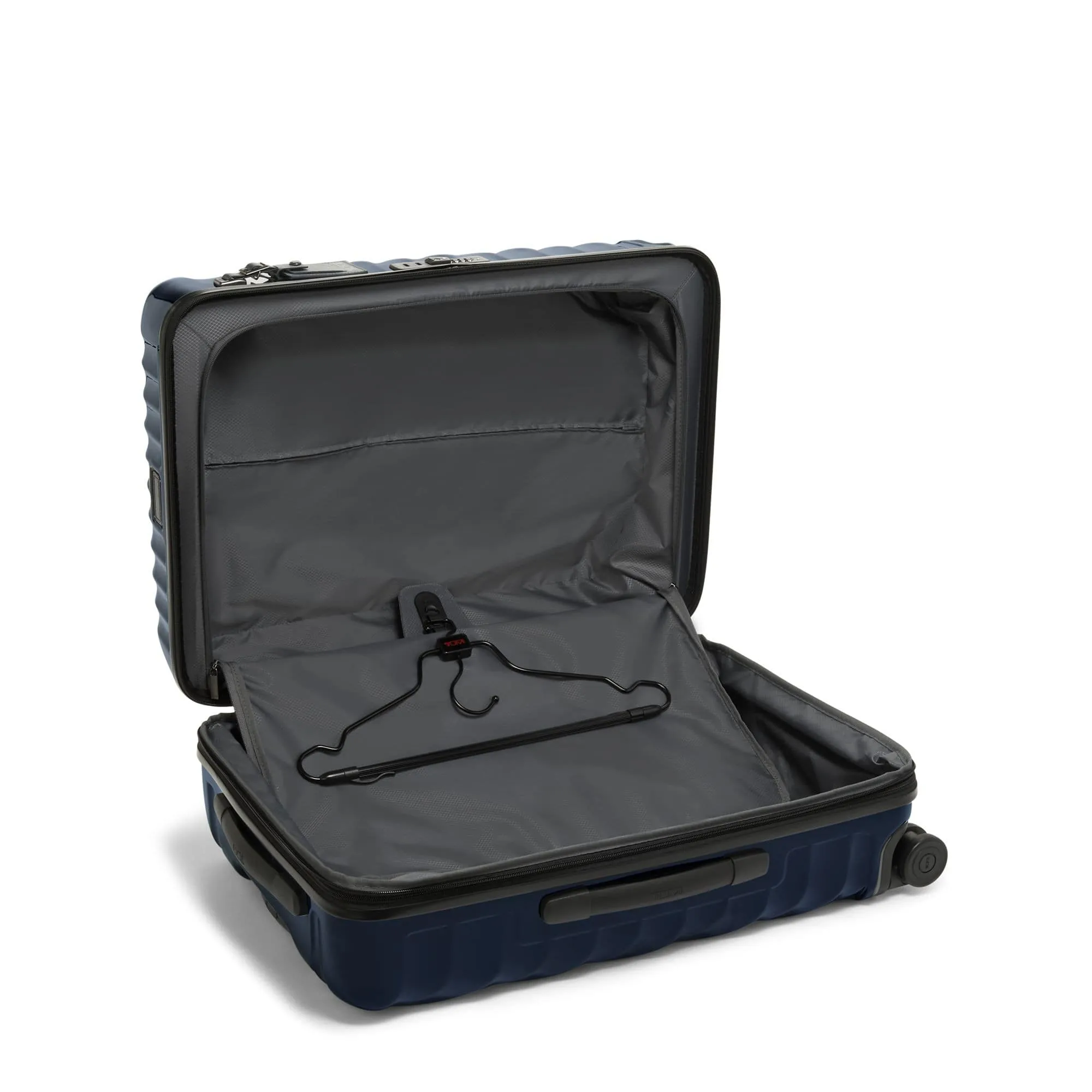 19 Degree Short Trip Expandable 4 Wheeled Packing Case