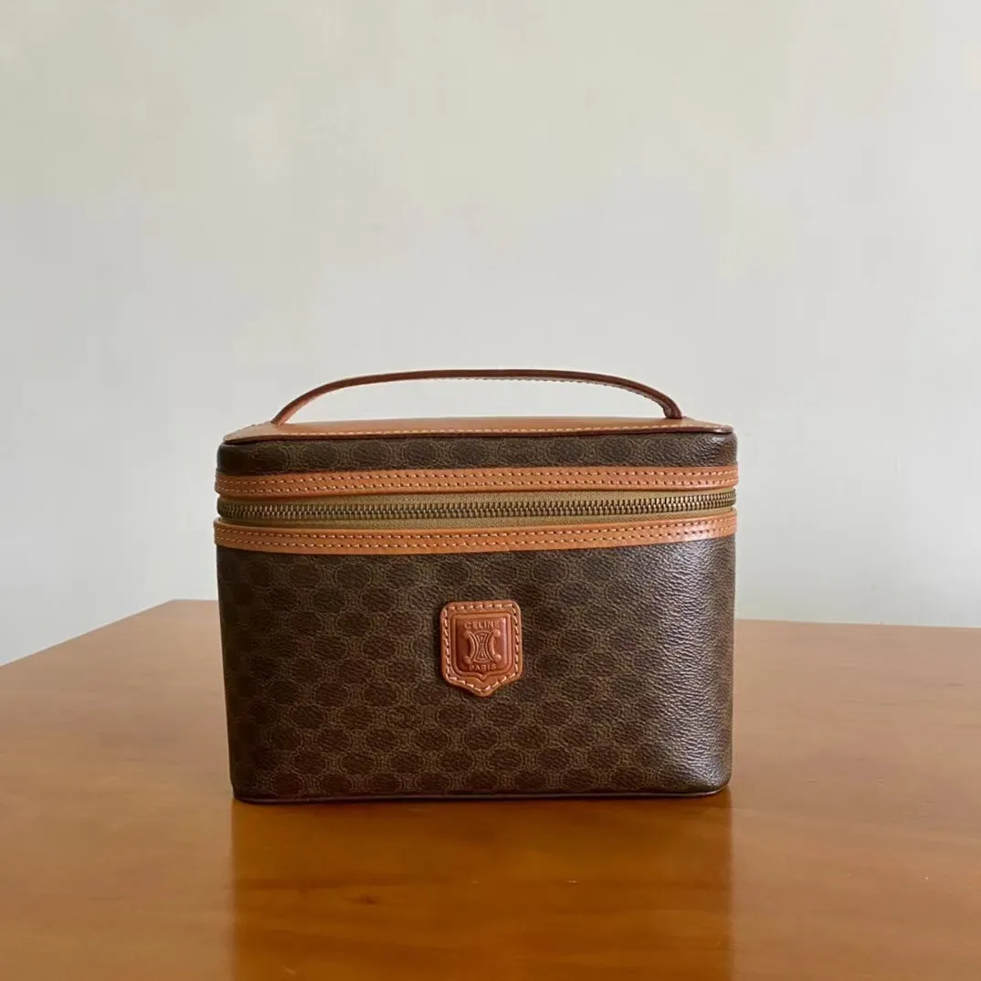 2022 CL Handbags -- 39