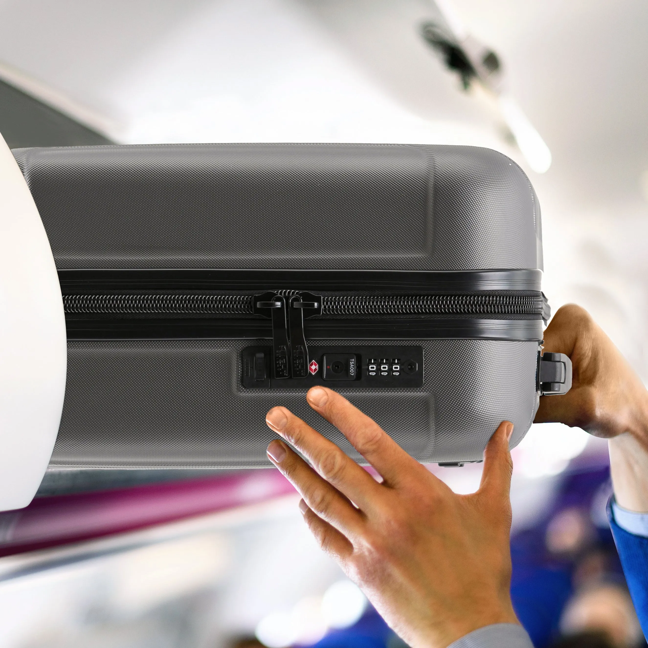 45x36x20cm Premium Hard Shell Lightweight Cabin Suitcase - 8 Spinner Wheels - Built-in TSA Lock & USB Port - Luggage Approved for Over 100 Airlines Including easyJet Underseat