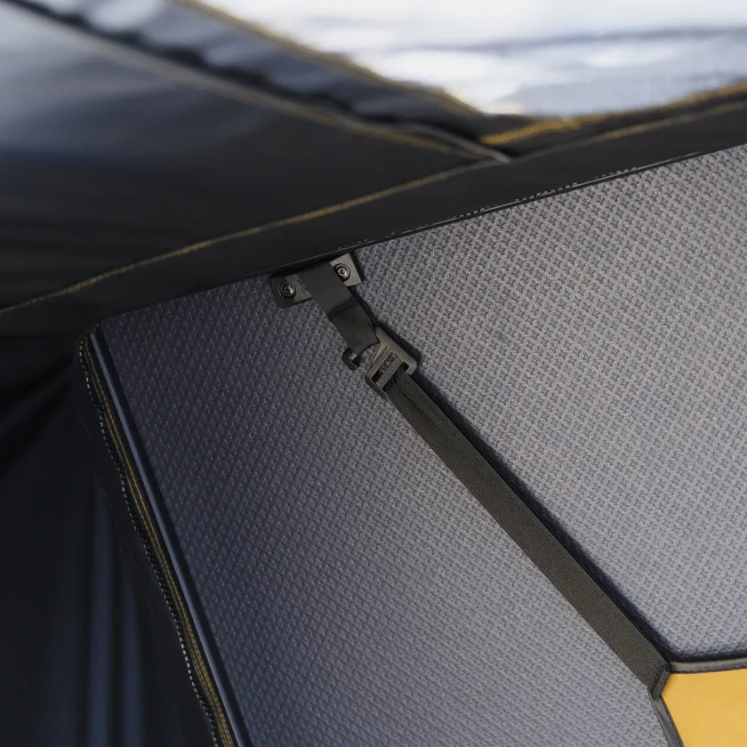 4X4 Colorado Alto Mini Hardshell Rooftop Tent (Queen Size Bed)