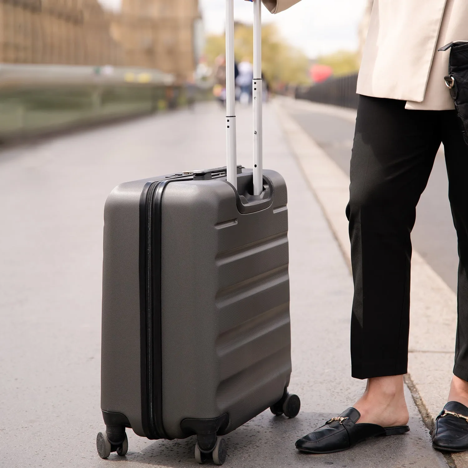 Aerolite (56x45x25cm) Easyjet Maximum Lightweight Hard Shell Cabin Hand Luggage, Maximum Possible Allowance for EasyJet & British Airways