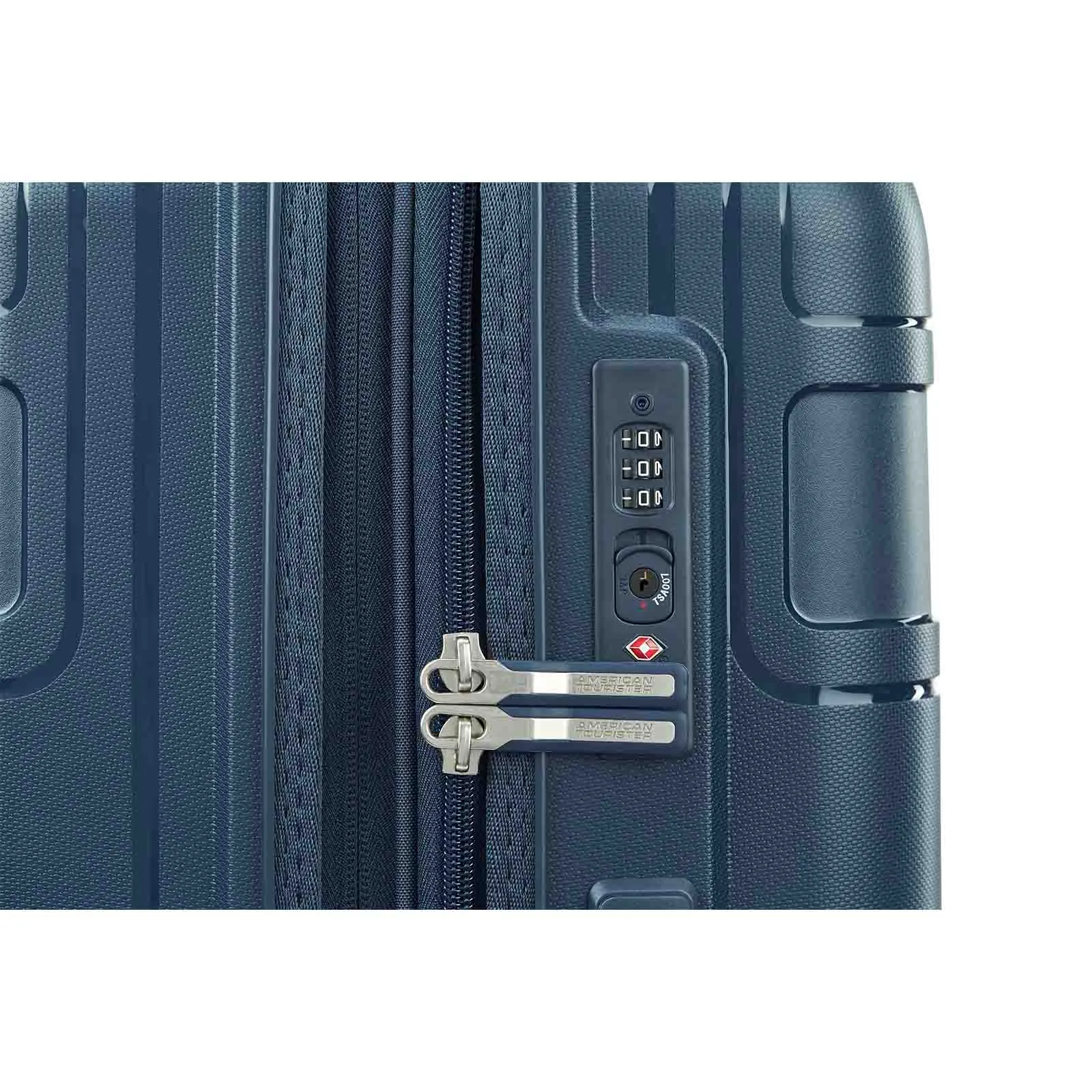 American Tourister Light Max 82cm Suitcase Navy