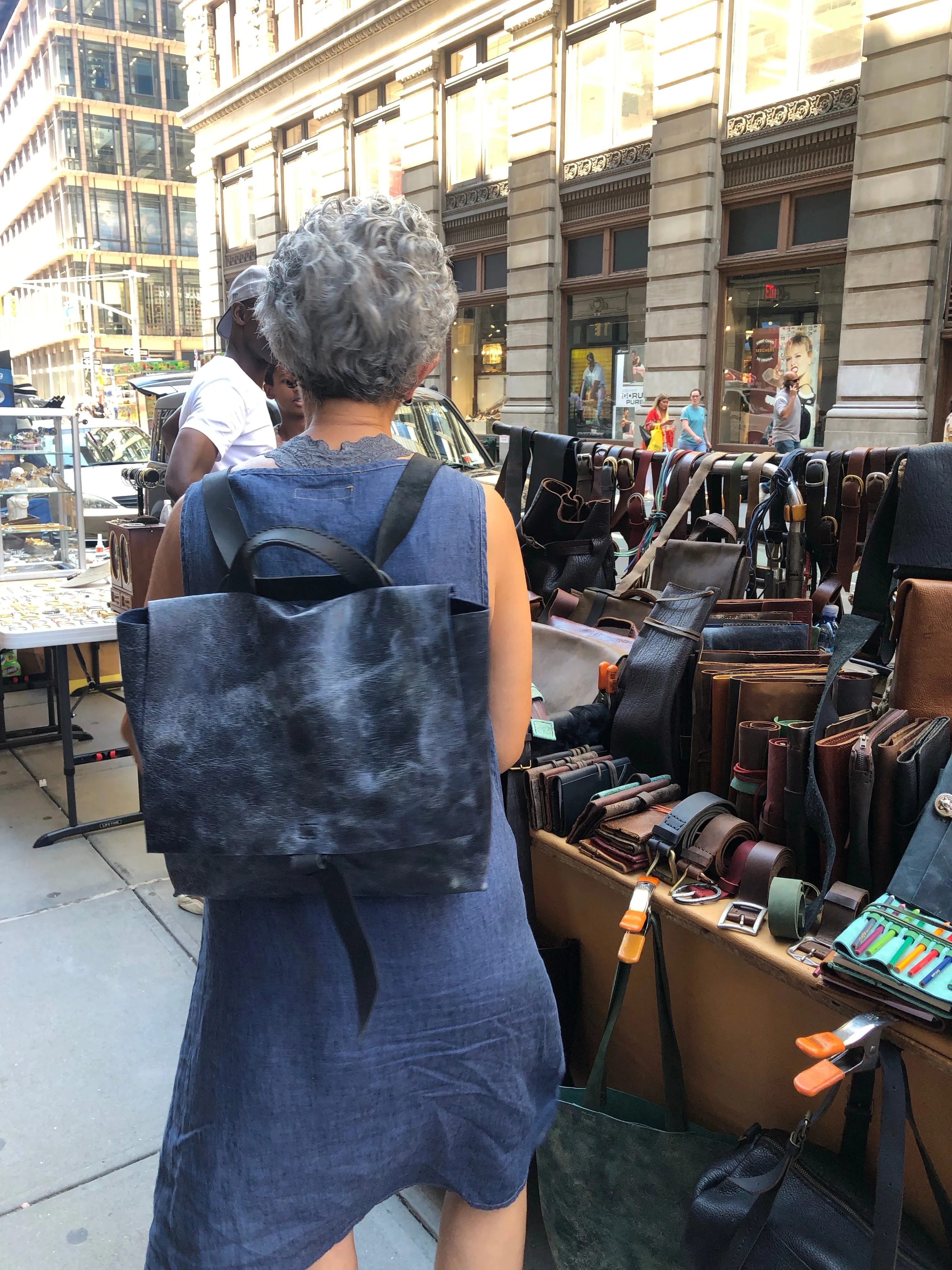 Backpack convertible / Lightweight leather Cross body bag and back pack / Soft leather handle / Custom made