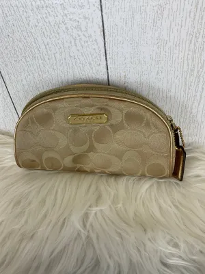 Clutch Designer By Coach, Size: Small