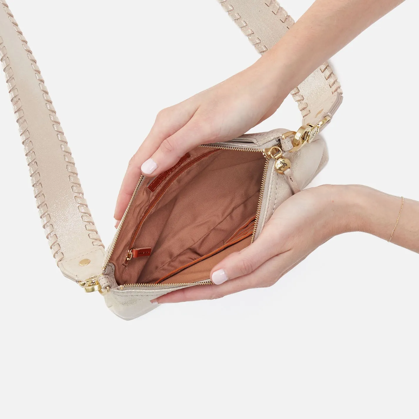 Darcy Crossbody In Metallic Leather - Sand Shimmer