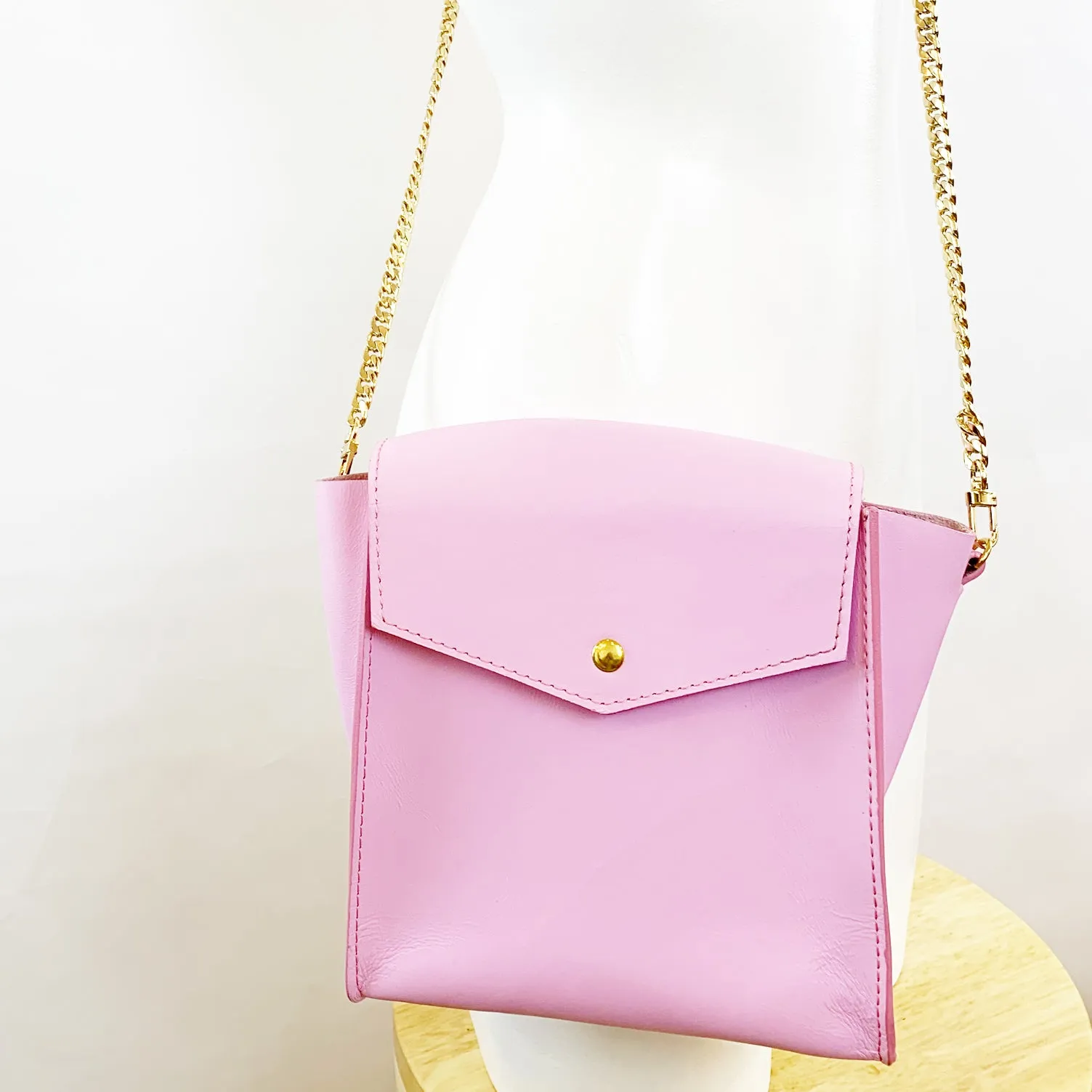 Delia Chain Bag