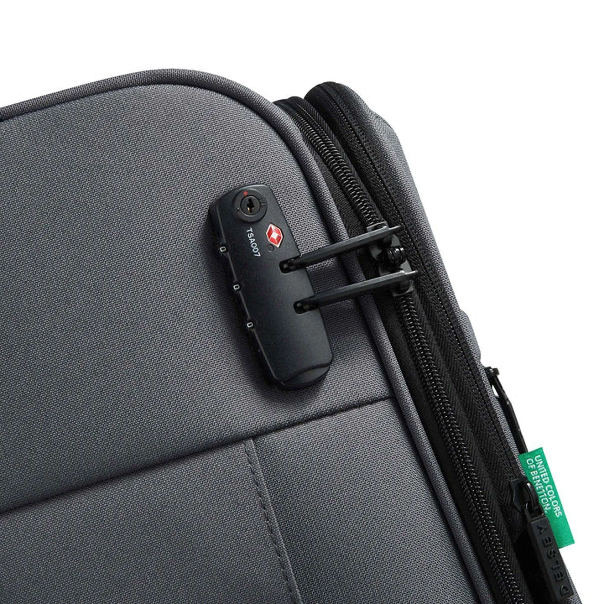 Delsey BE 19" Expandable Spinner Carry-On