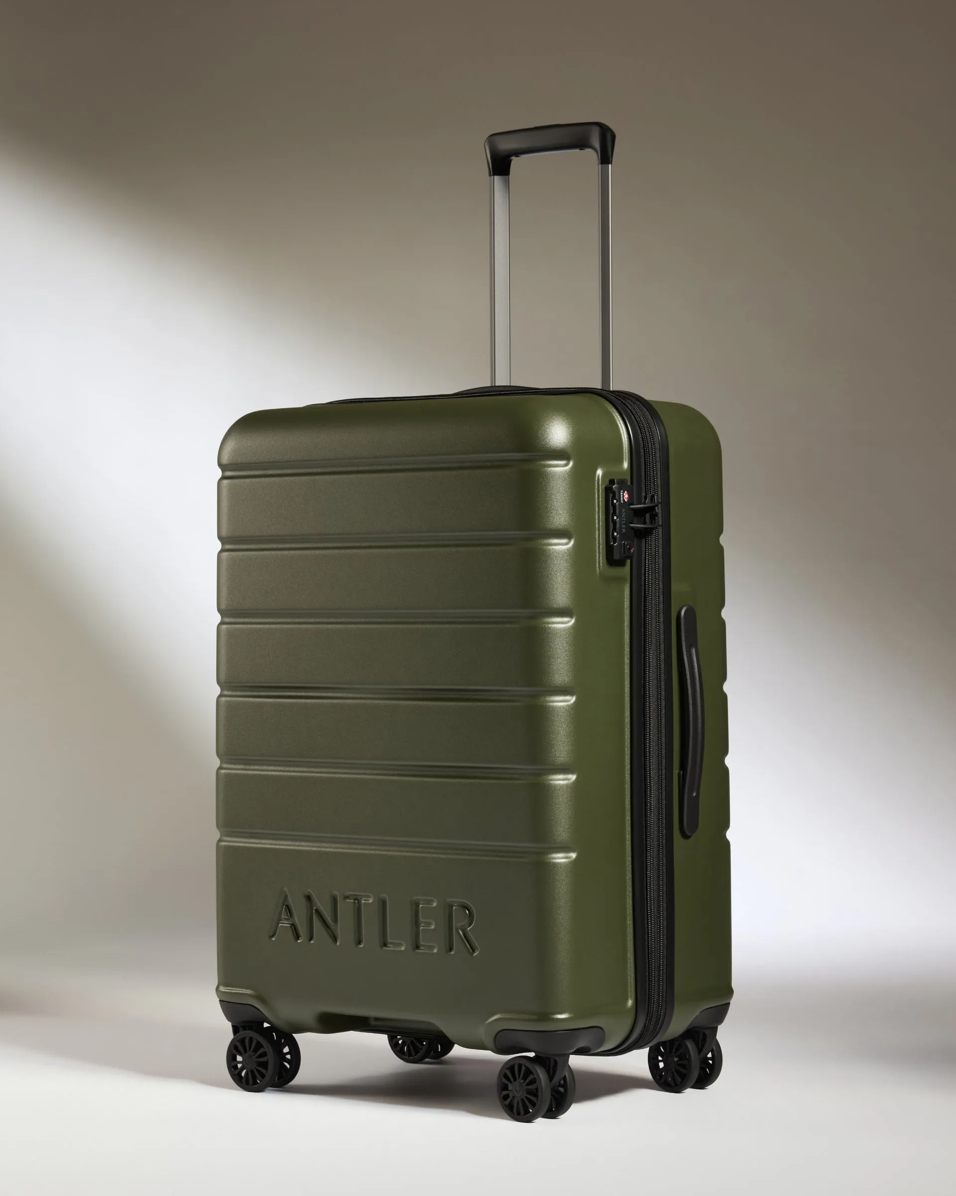 Expandable Carry-on Luggage Set in Pine - Logo