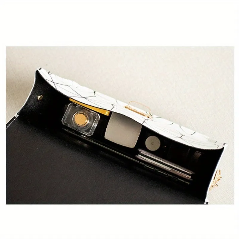 Geometric Chain Strap Crossbody Bag