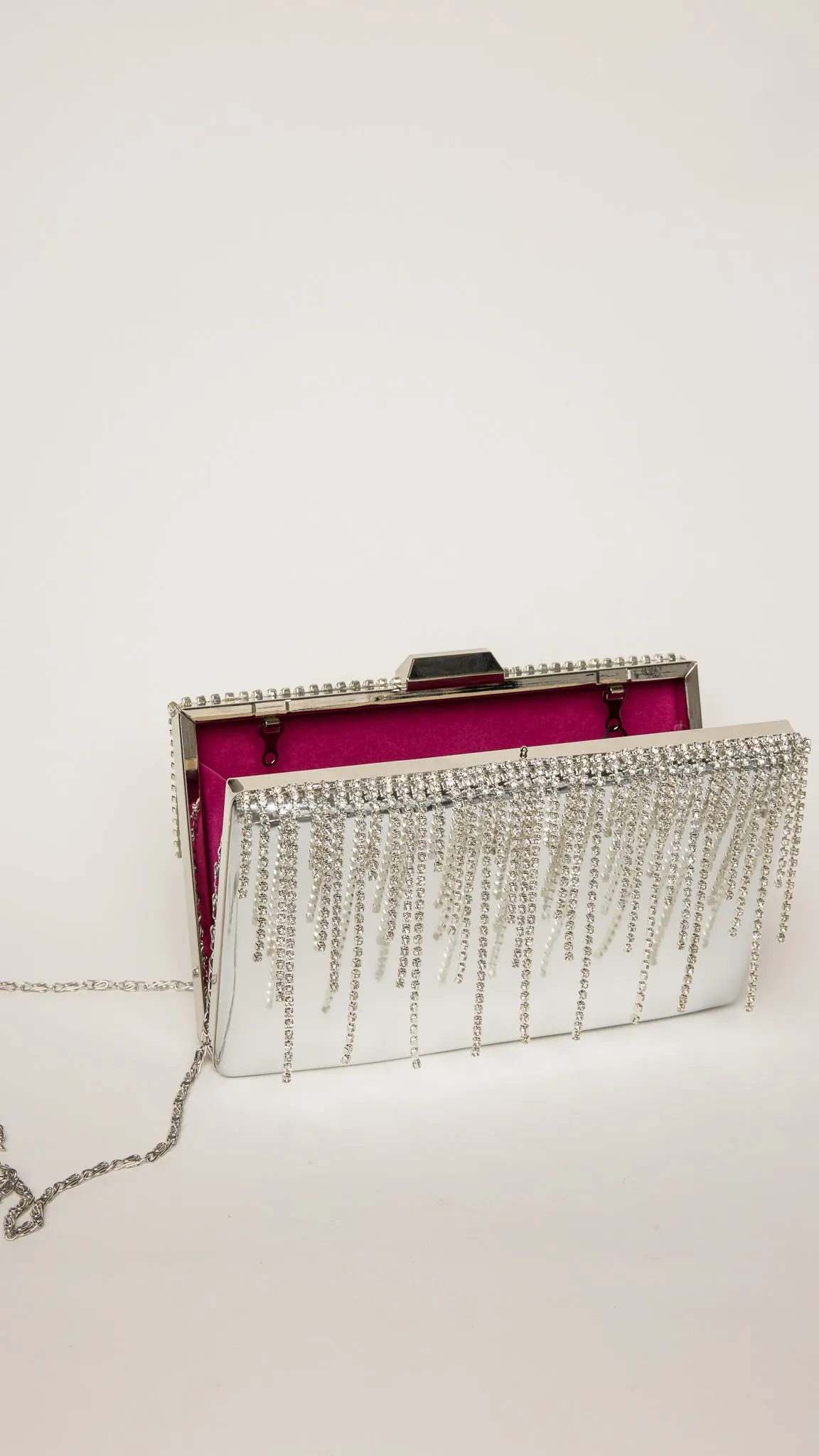 Guino Silver Clutch