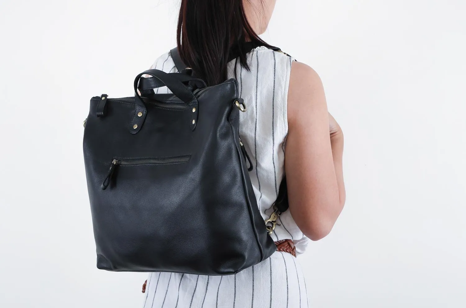 Hana Satchel in Black