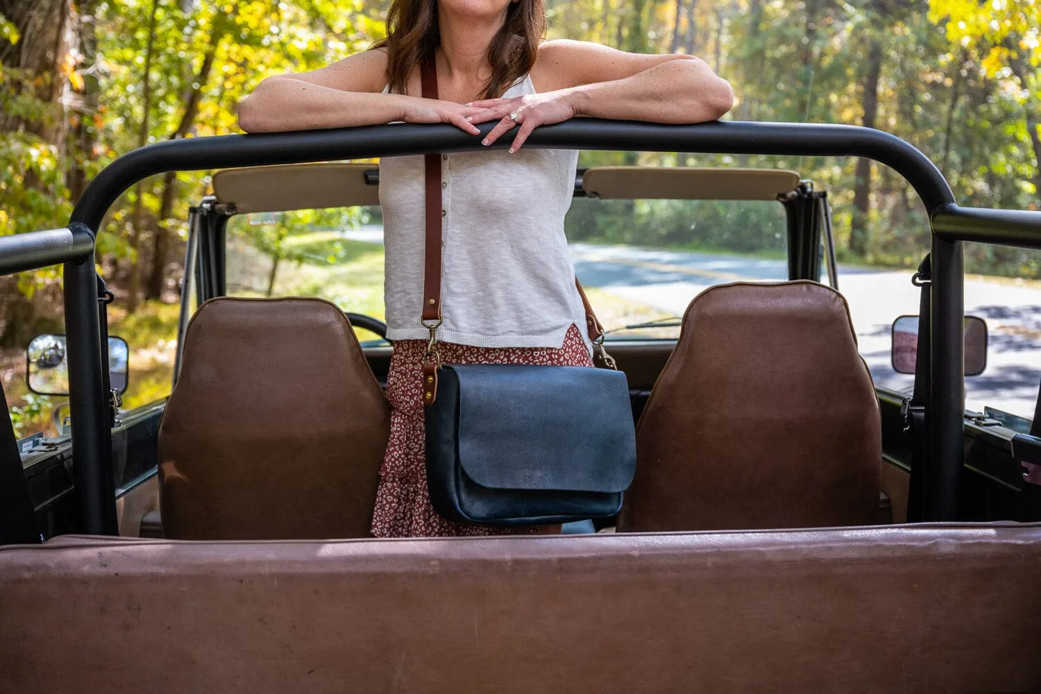 KINDLE LEATHER SATCHEL - INDIGO BISON