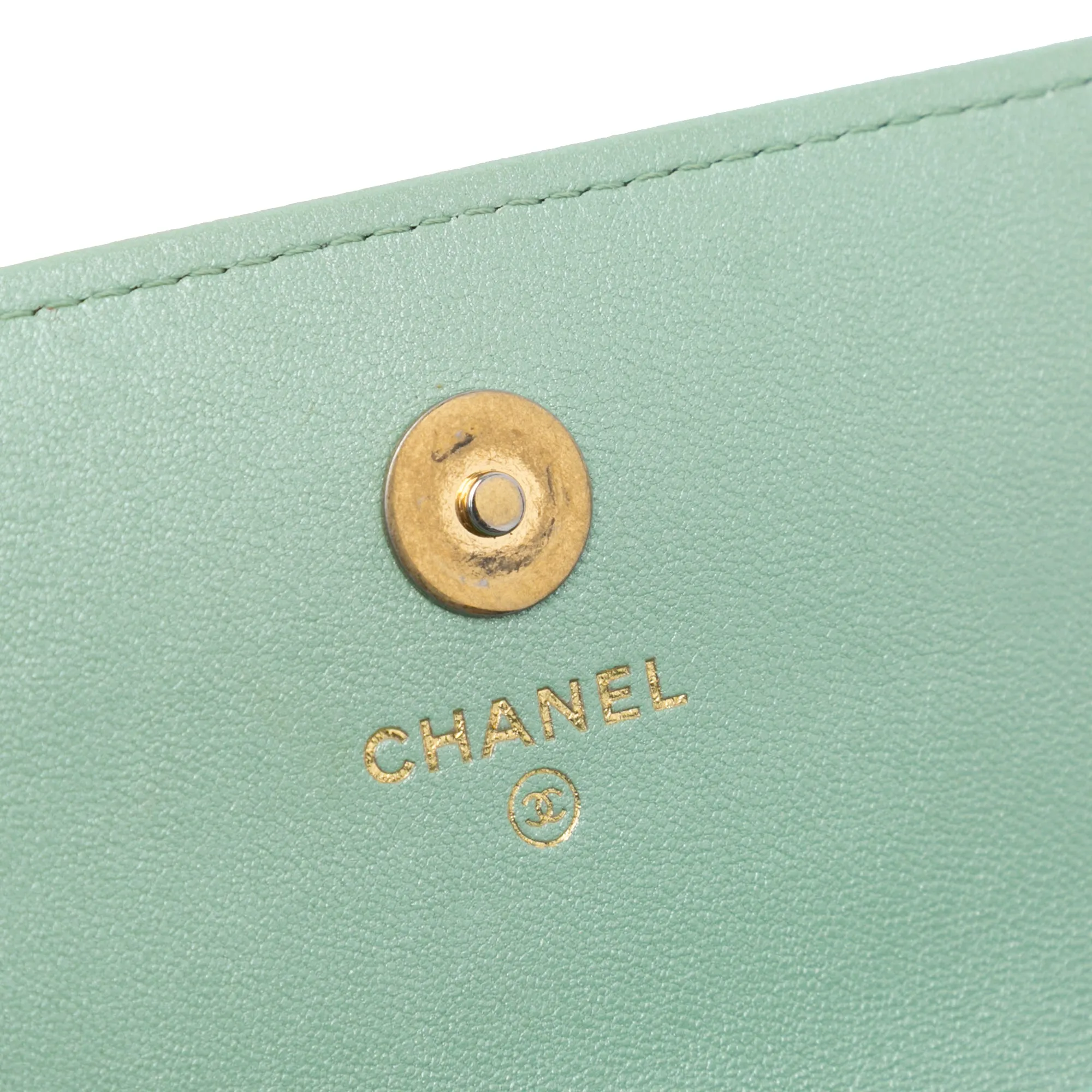 Lambskin 19 Clutch with Chain