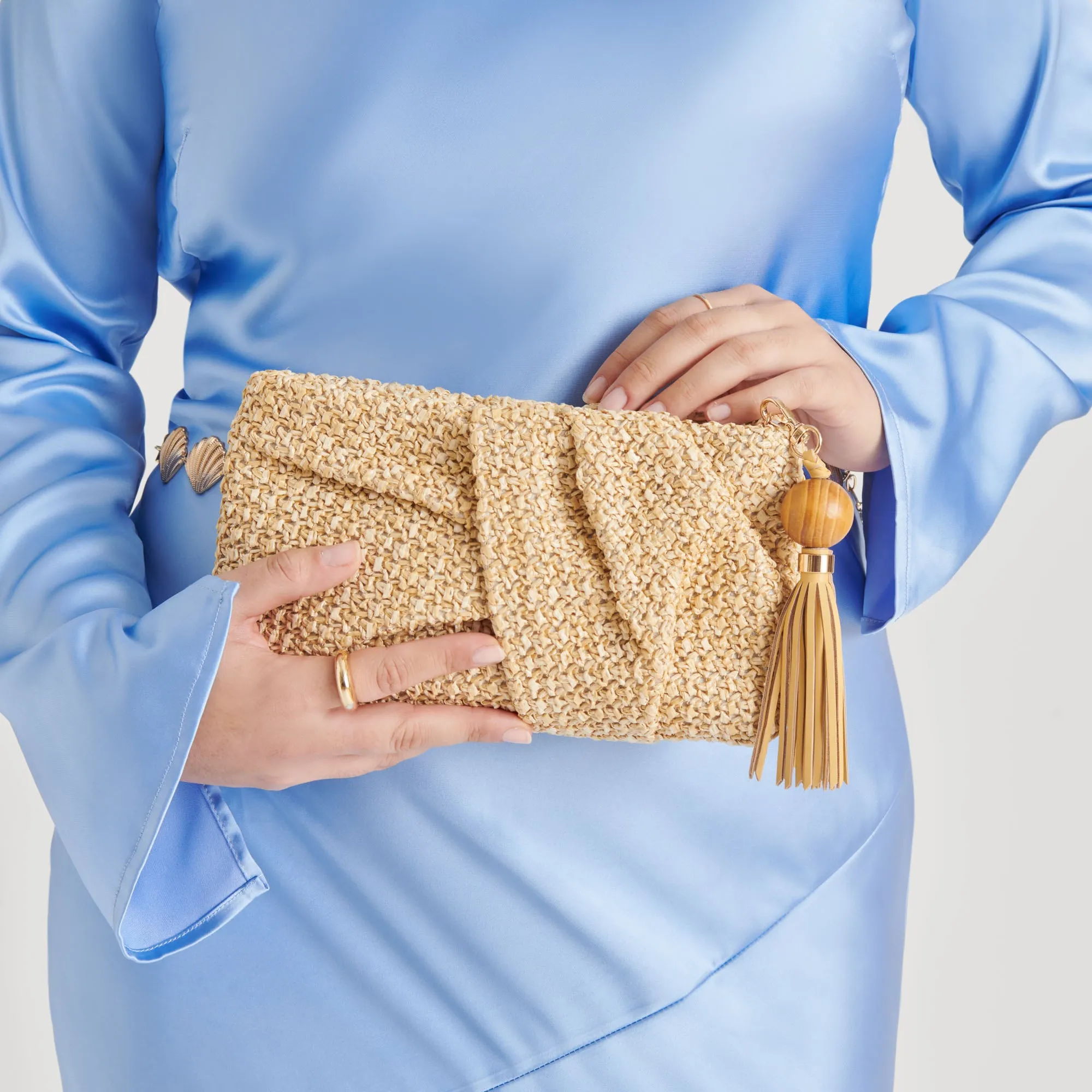 LORENA CLUTCH NATURAL RAFFIA