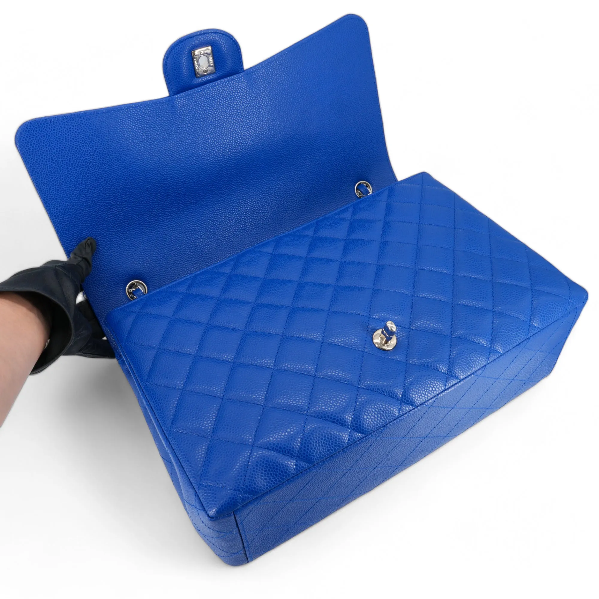 Maxi Jumbo Classic Single Flap Bag in Blue Roi Caviar