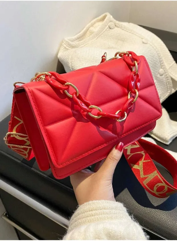 Minimalist Embossed Chain Satchel Bag - Red