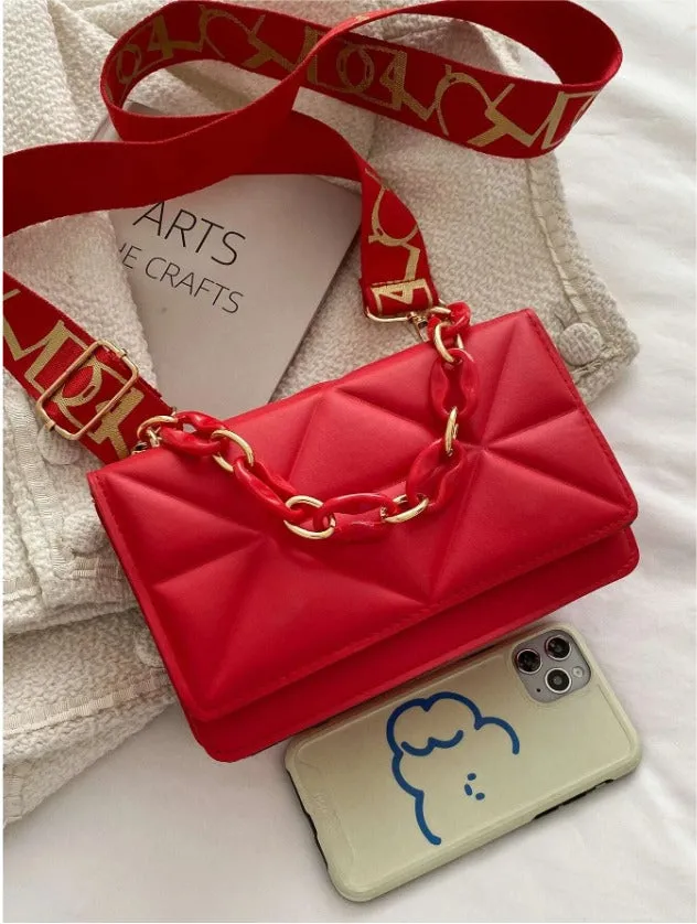 Minimalist Embossed Chain Satchel Bag - Red