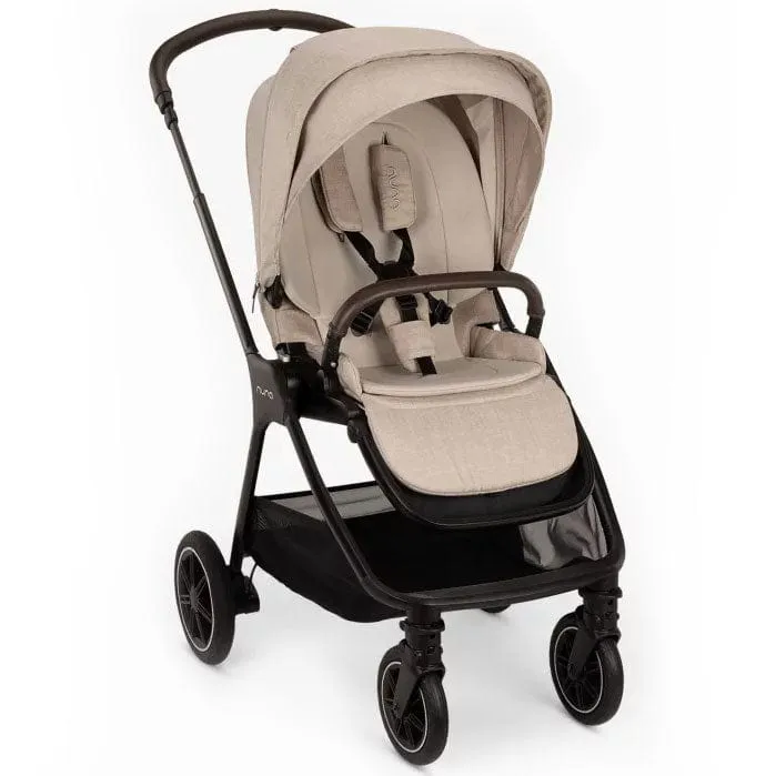 Nuna TRIV Next URBN Bundle in Biscotti