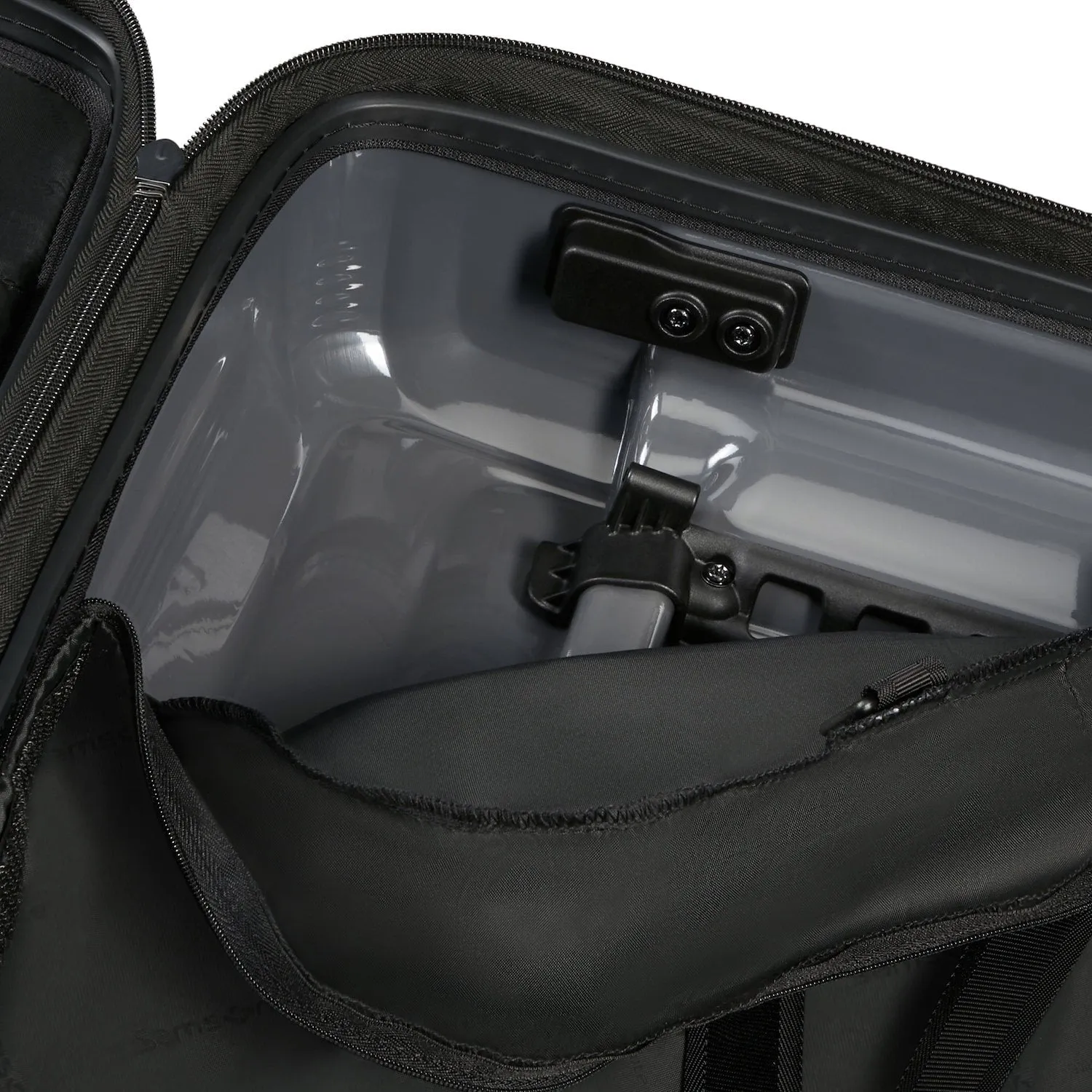 Nuon Spinner Carry-On Expandable