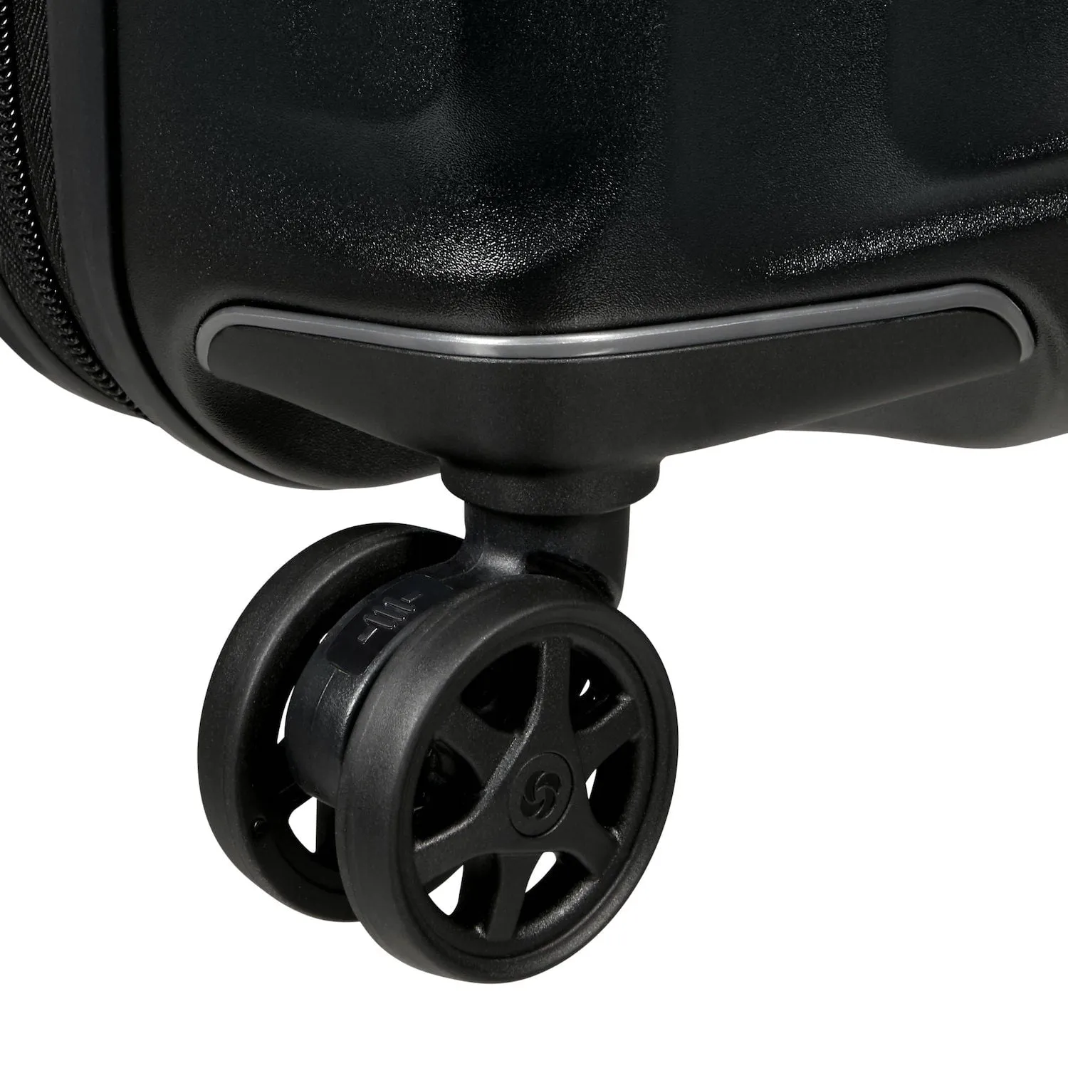 Nuon Spinner Carry-On Expandable