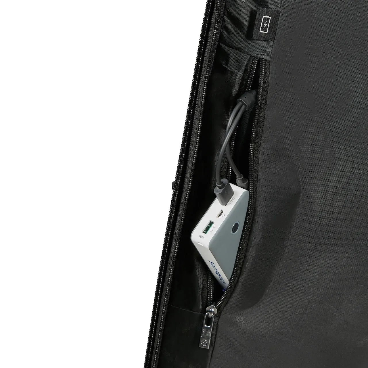 Nuon Spinner Carry-On Expandable