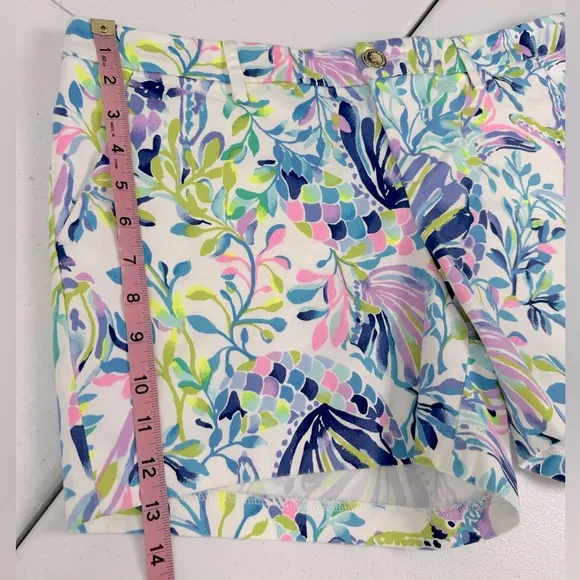 NWT Lilly Pulitzer Callahan Stretch 5&quot; Shorts Resort White Shell Beach Preppy