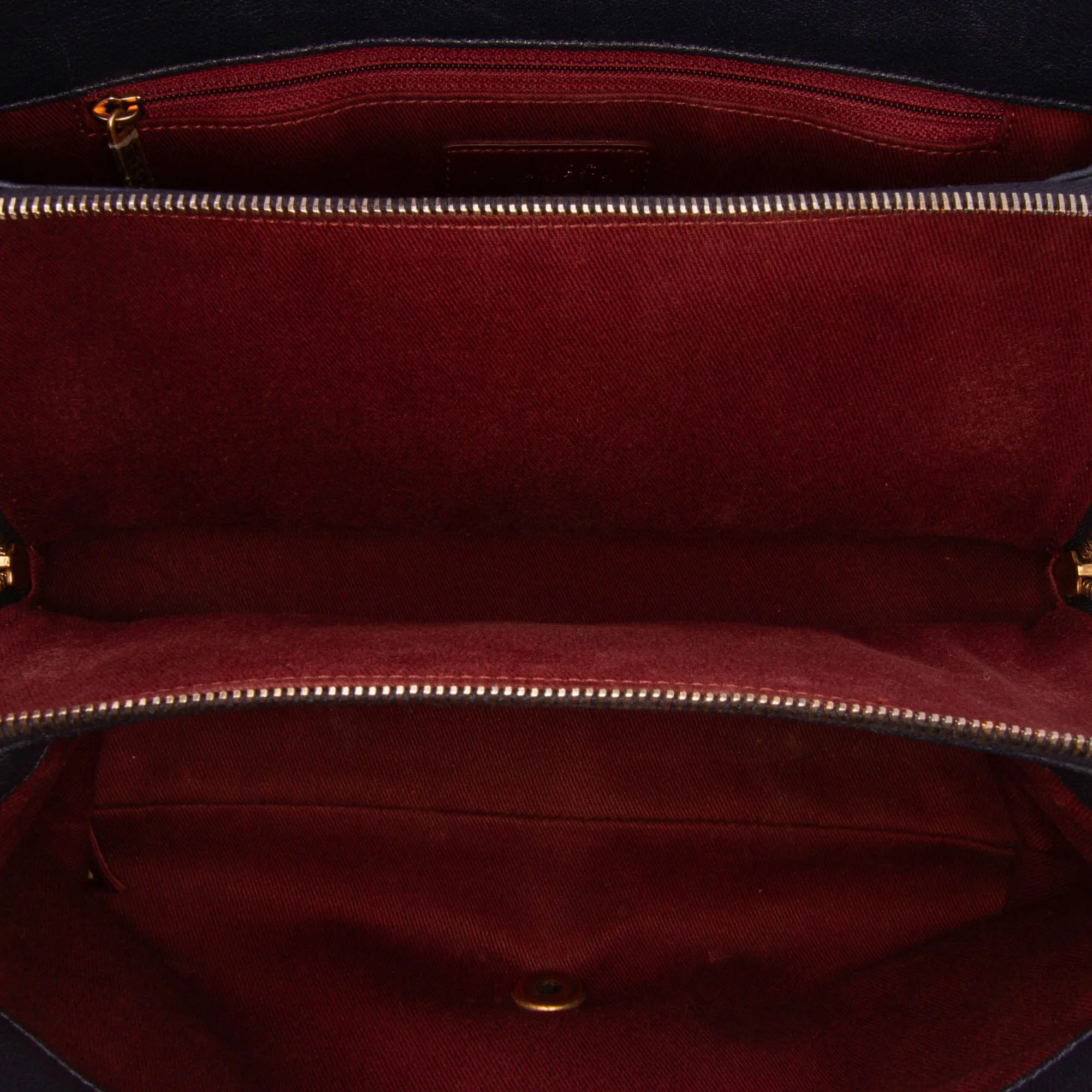 Paris Rome Large Sheepskin Trapezio Flap