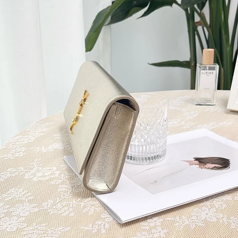 Pre-loved YSL Silver Metallic Leather Clutch Bag