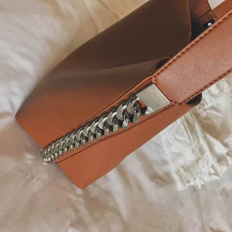 Quality PU leather Chain Handbag