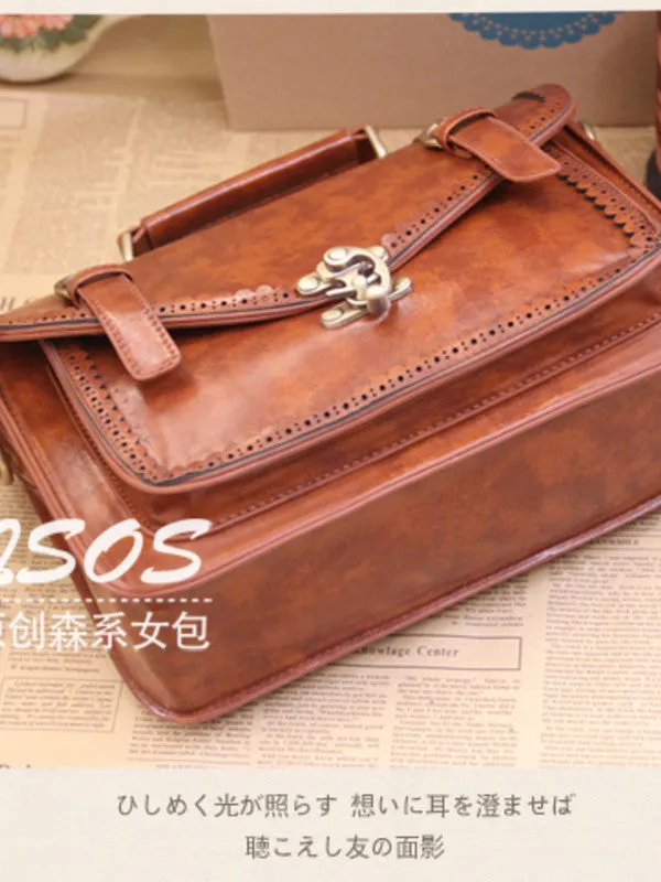 retro scalloped satchel