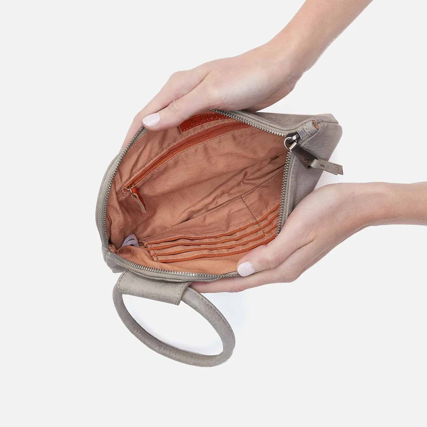 Sable Wristlet in Metallic Leather - Granite Grey