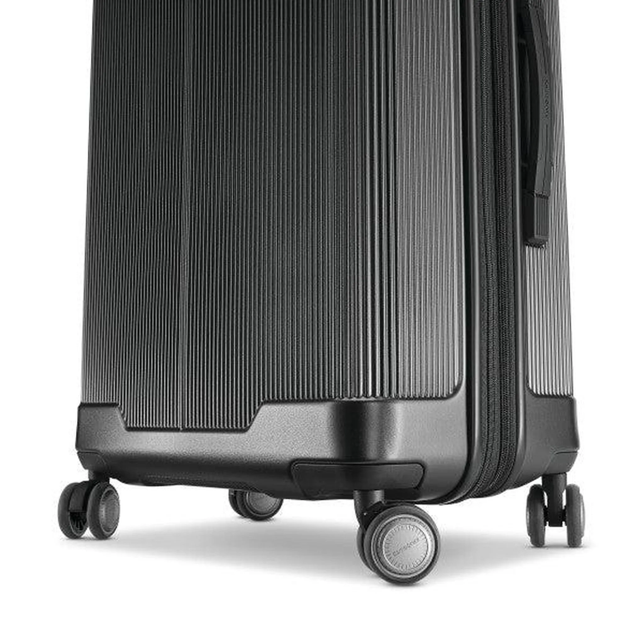 Samsonite Silhouette 17 Hardside Carry-on Expandable Spinner