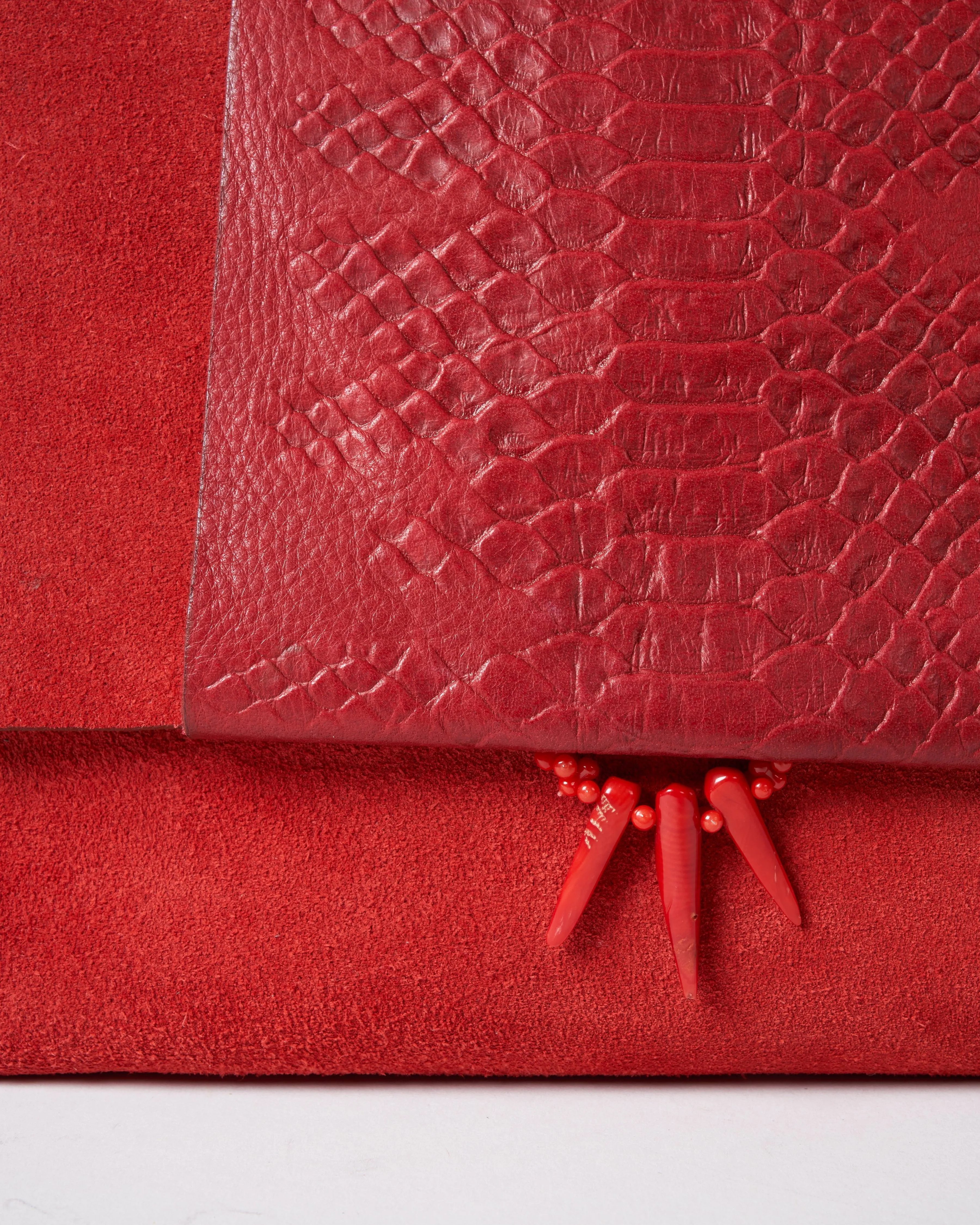 satchel - red
