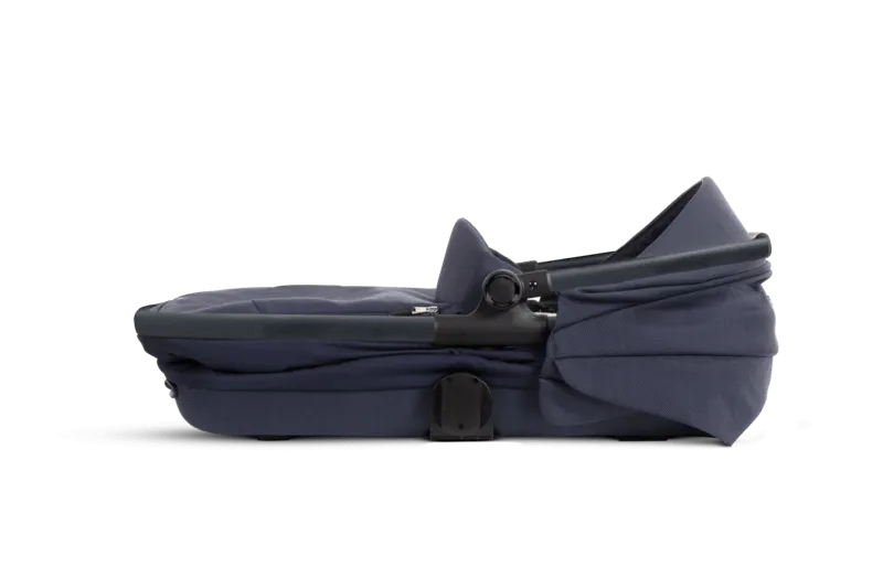 Silver Cross Reef First Bed Folding Carrycot - Neptune