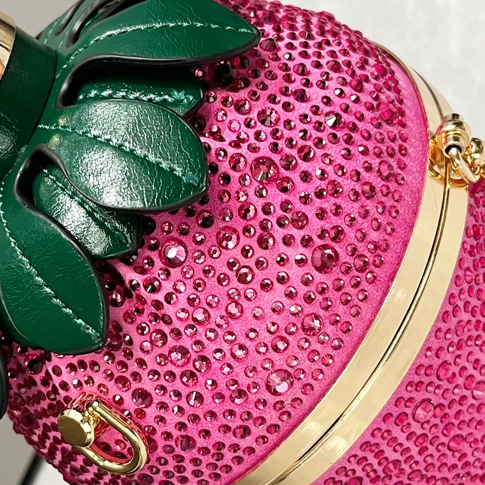 Very Berry Bucket Bag
