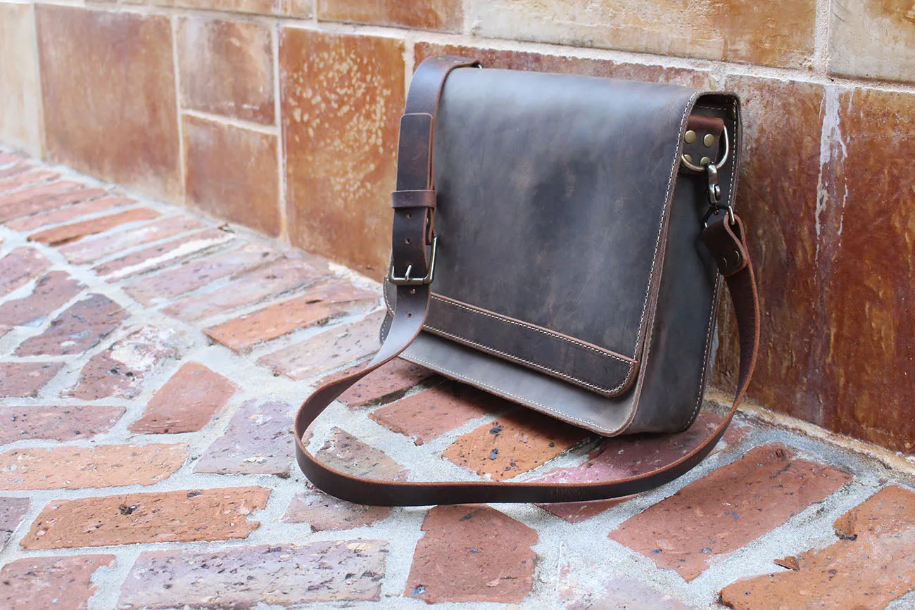 Walker Messenger Bag